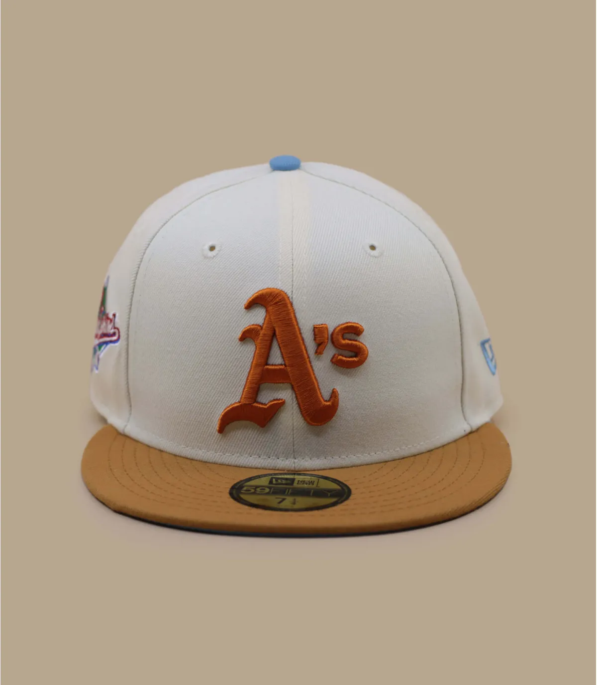 Casquette fitted beige Oakland athletic - Side Patch 59Fifty Oakland Athletics chrome sky New Era : Headict