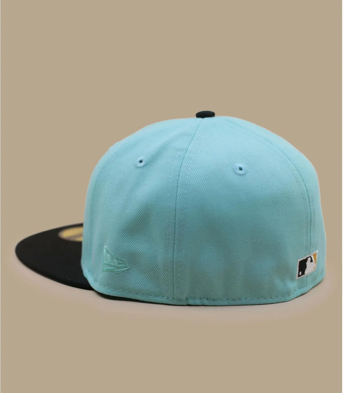 Casquette fitted bleue Twins - Side Patch 59Fifty Minnesota Twins blue tint black New Era : Headict