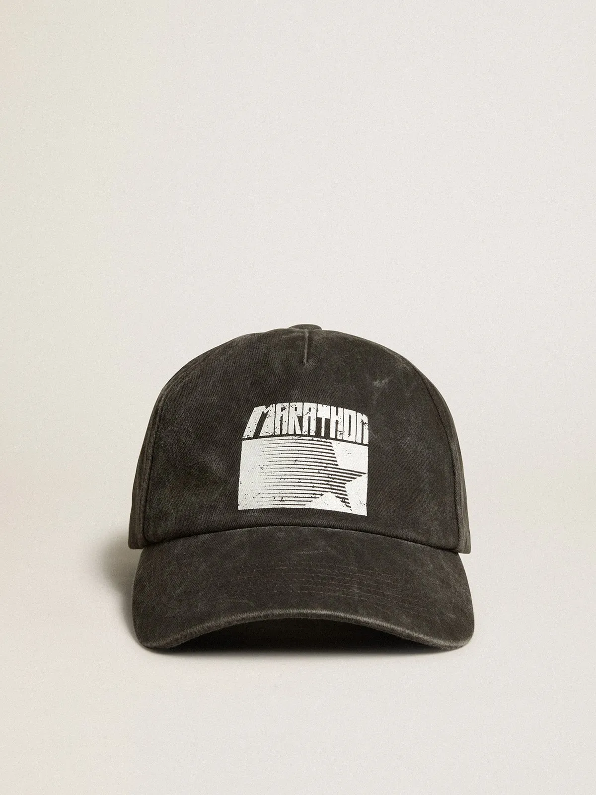 Casquette gris anthracite avec logo Marathon sur le devant | Golden Goose