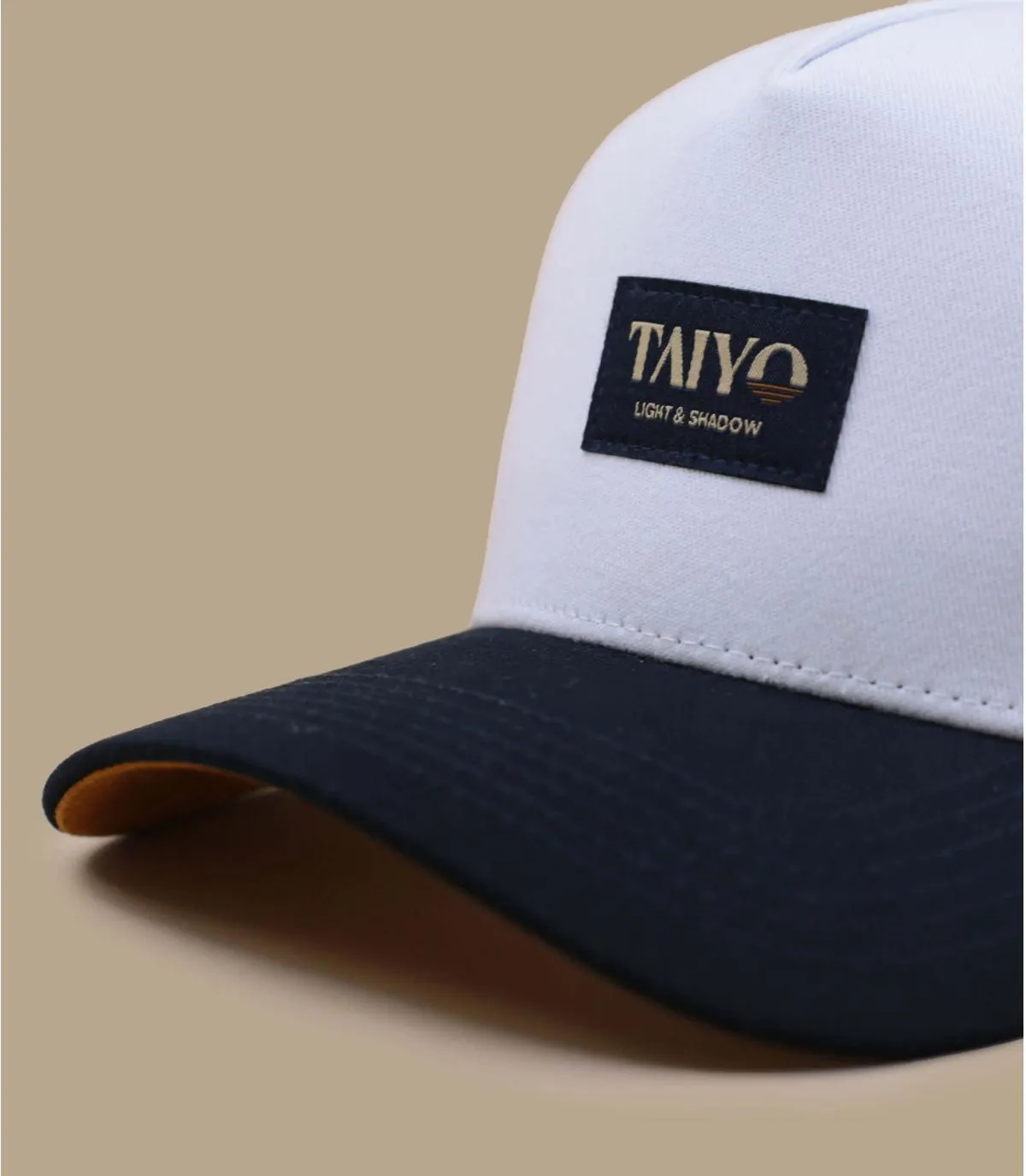 casquette trucker  eco friendly - Under Suede Trucker offwhite Taiyo : Headict