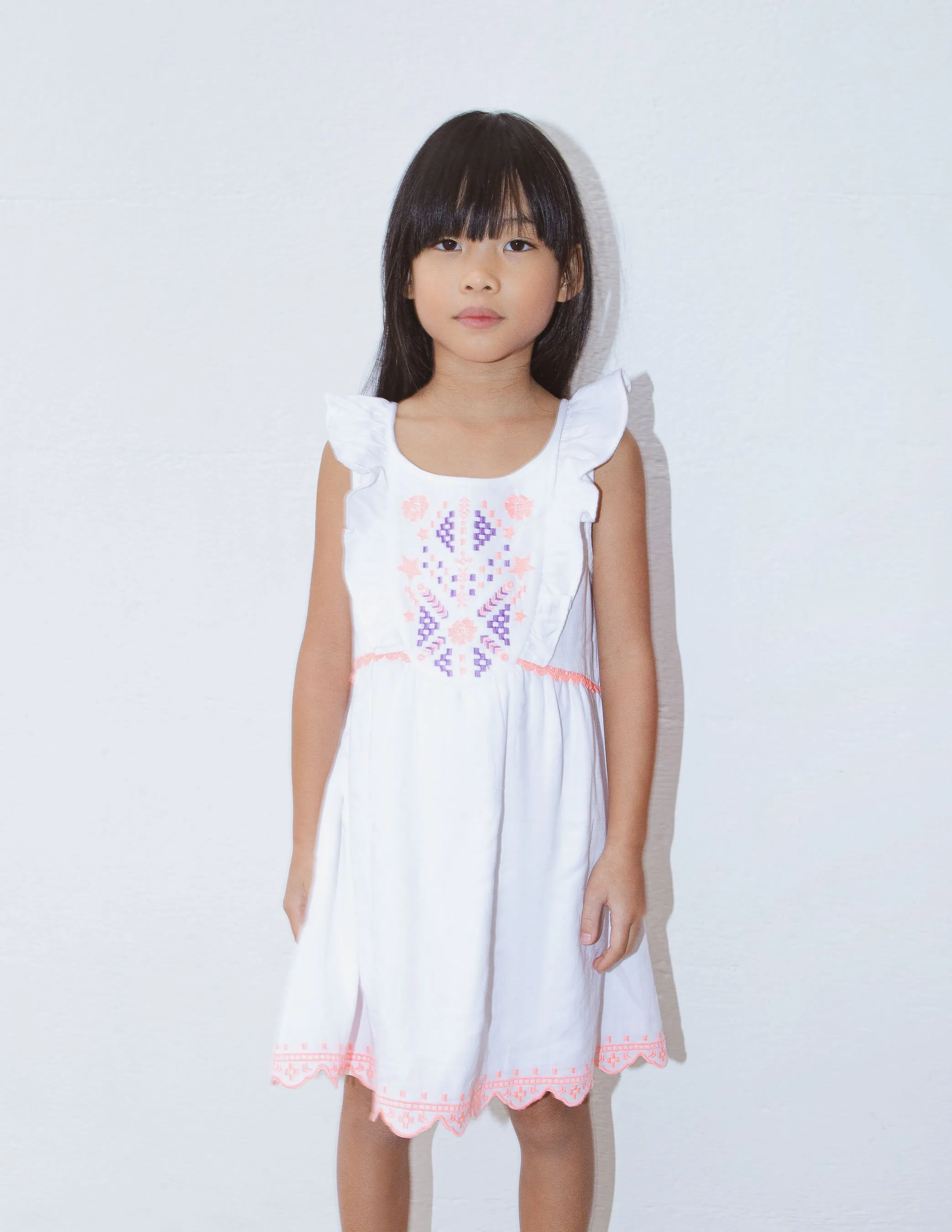 Robe blanc cassé broderies ethniques fluo fille