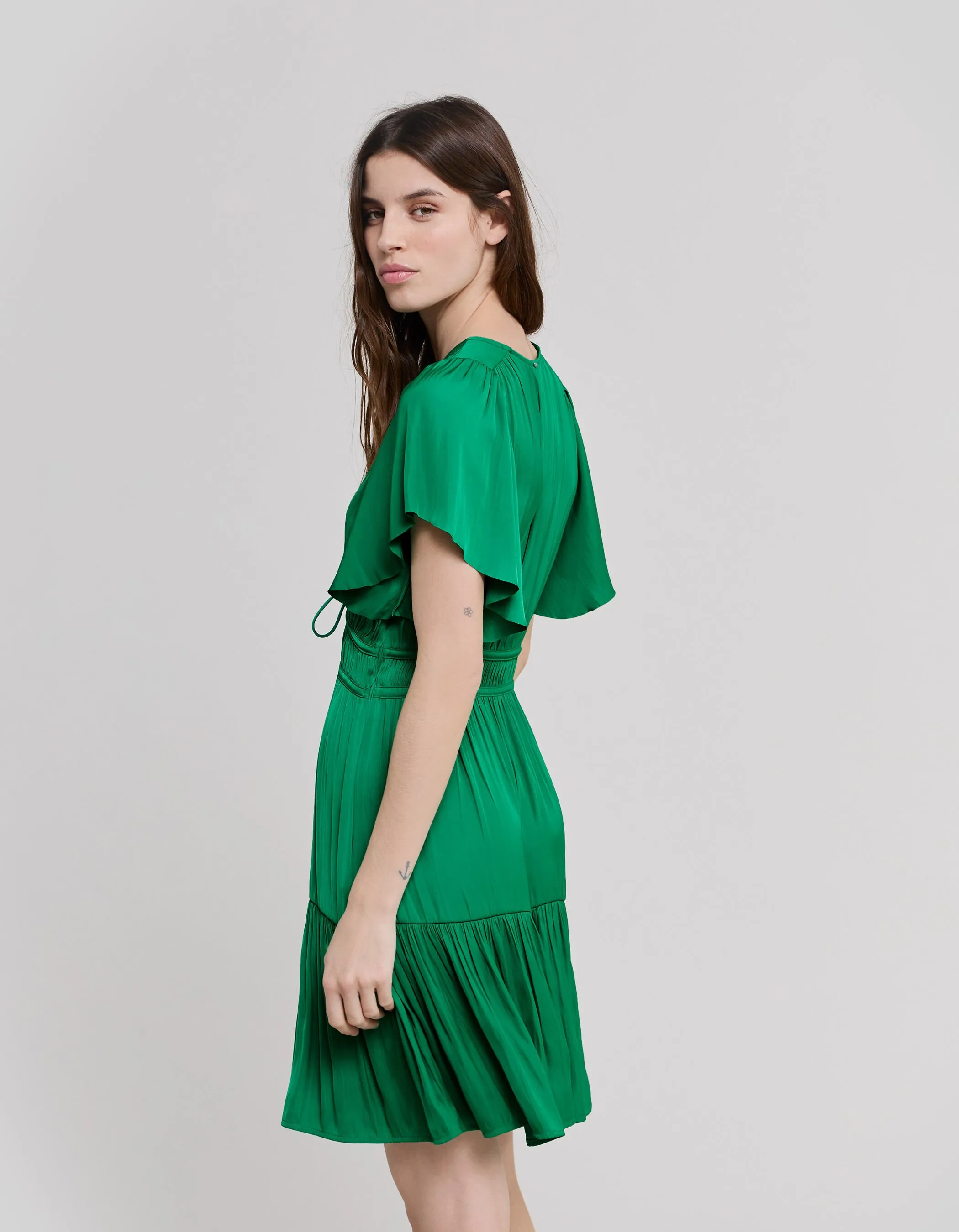 Robe menthe froissée manches papillon Femme