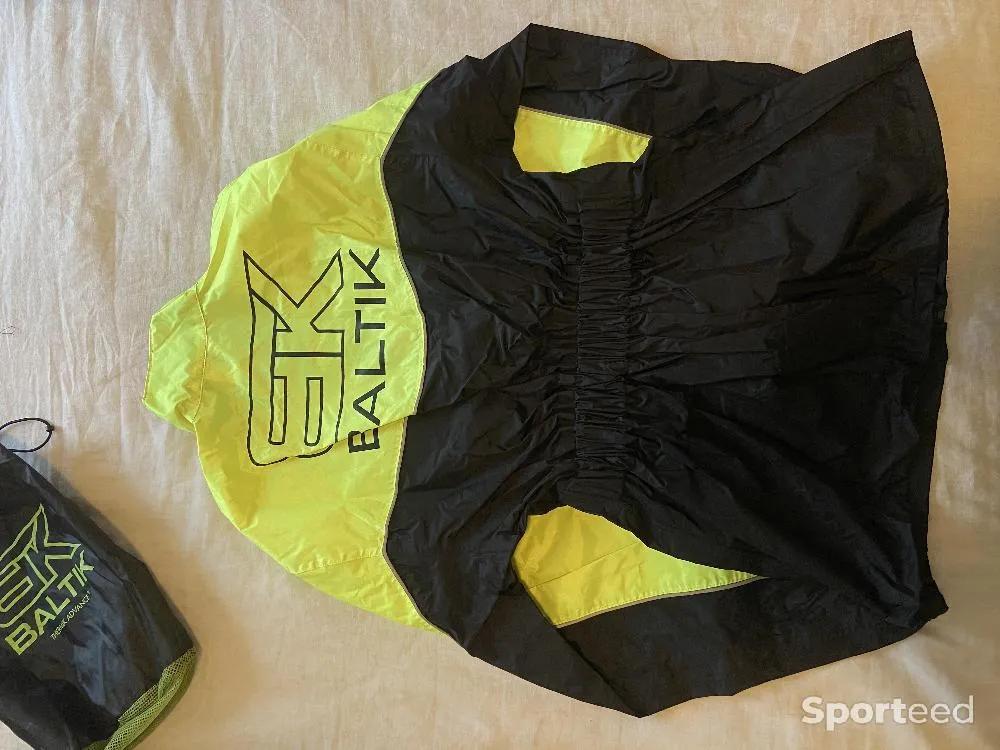 Veste de pluie Flash - EPI  neuf Ajouté le : 19/12/2023